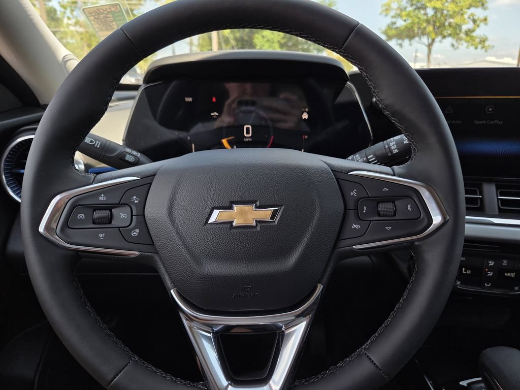 New 2026 Chevrolet Trax LT w/ Driver Confidence Package FWD image 23