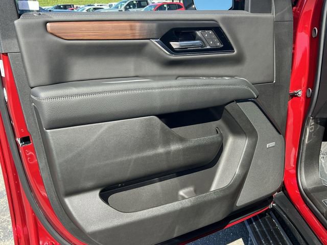 New 2026 GMC Yukon XL Denali w/ Denali Reserve Package image 10