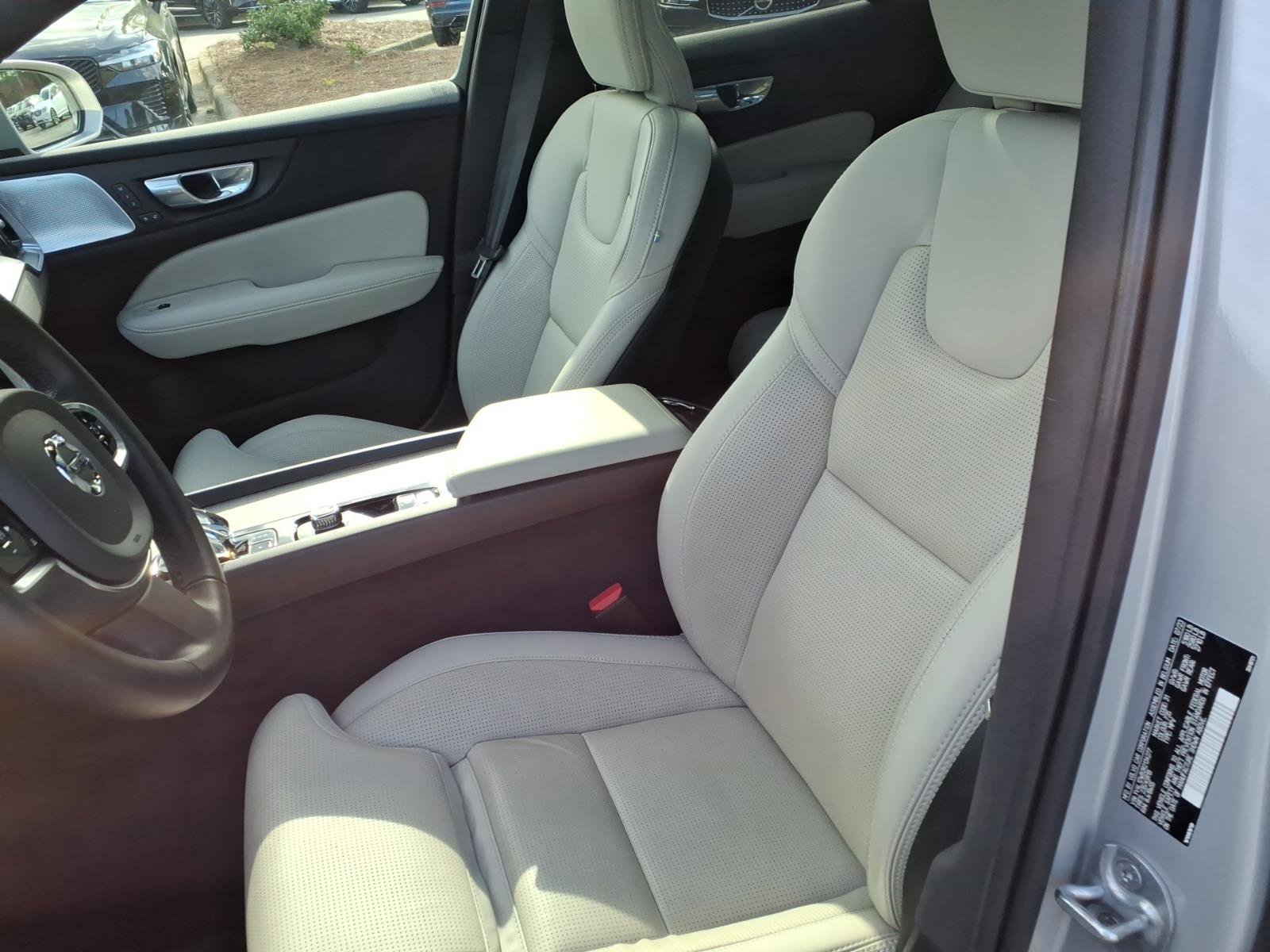 Used 2024 Volvo V60 B5 Cross Country Ultimate image 19