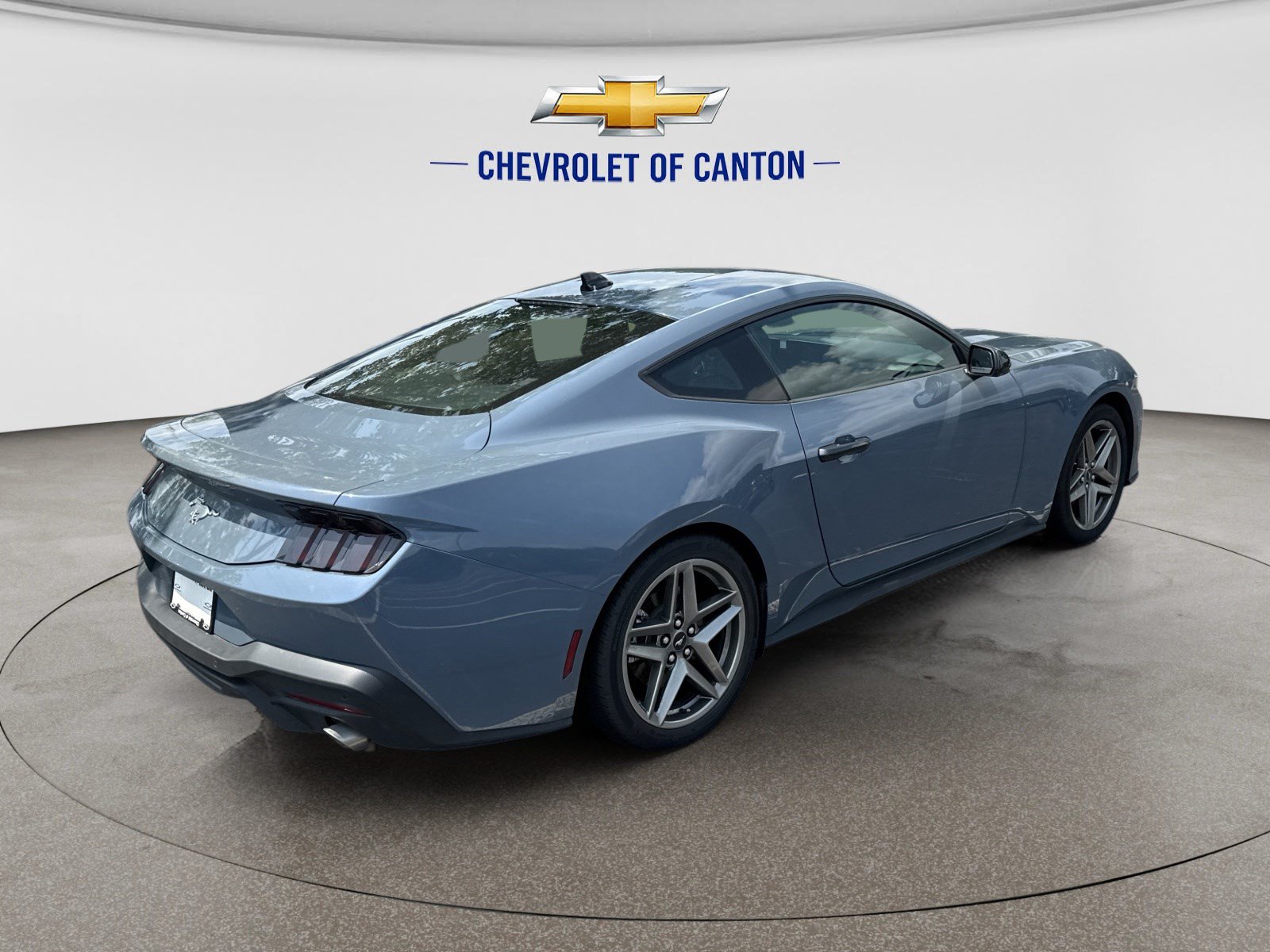 Used 2025 Ford Mustang Coupe RWD image 5