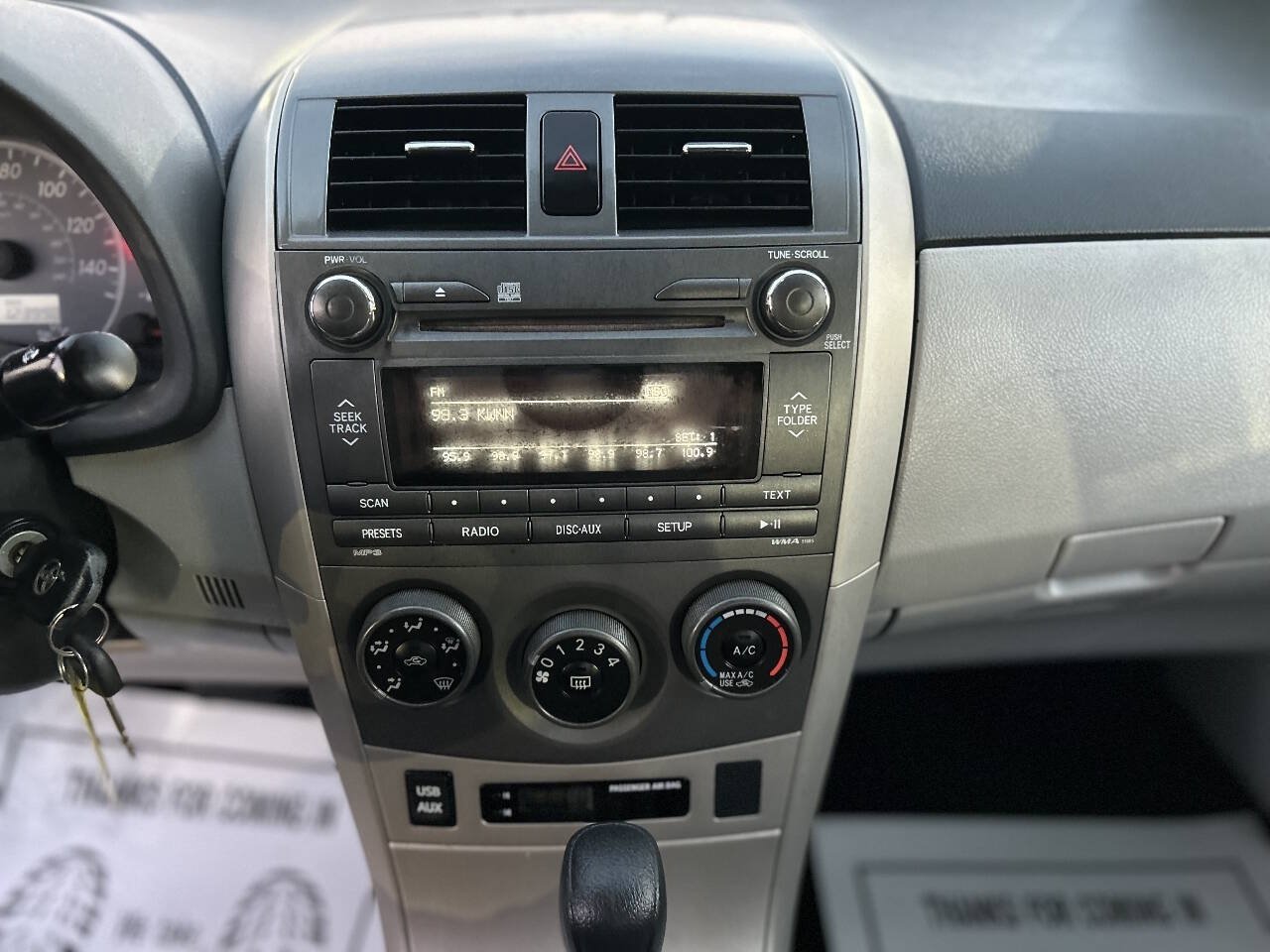 Used 2011 Toyota Corolla LE FWD image 12