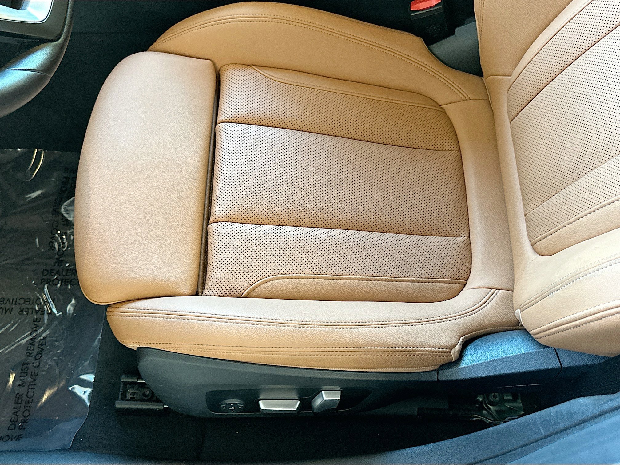 Certified 2023 BMW i4 eDrive35 w/ Parking Assistance Package image 19