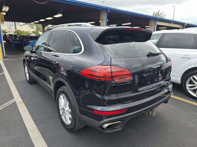 Used 2018 Porsche Cayenne image 4
