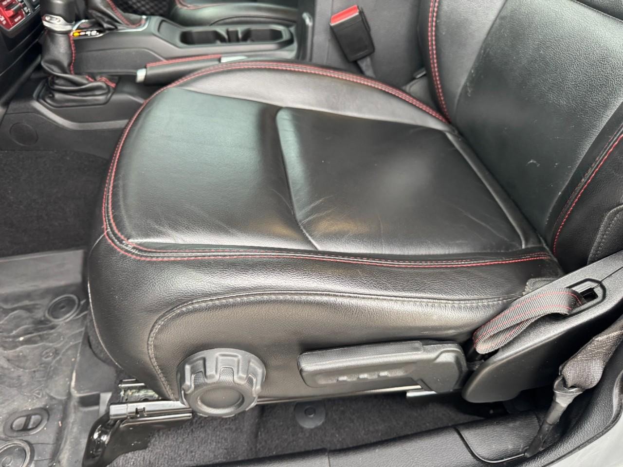 Used 2021 Jeep Gladiator Rubicon image 14