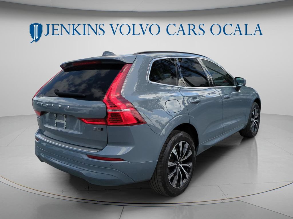 Certified 2023 Volvo XC60 B5 Core w/ Climate Package AWD/4WD image 3