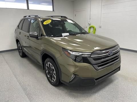 Used 2025 Subaru Forester Premium image 7