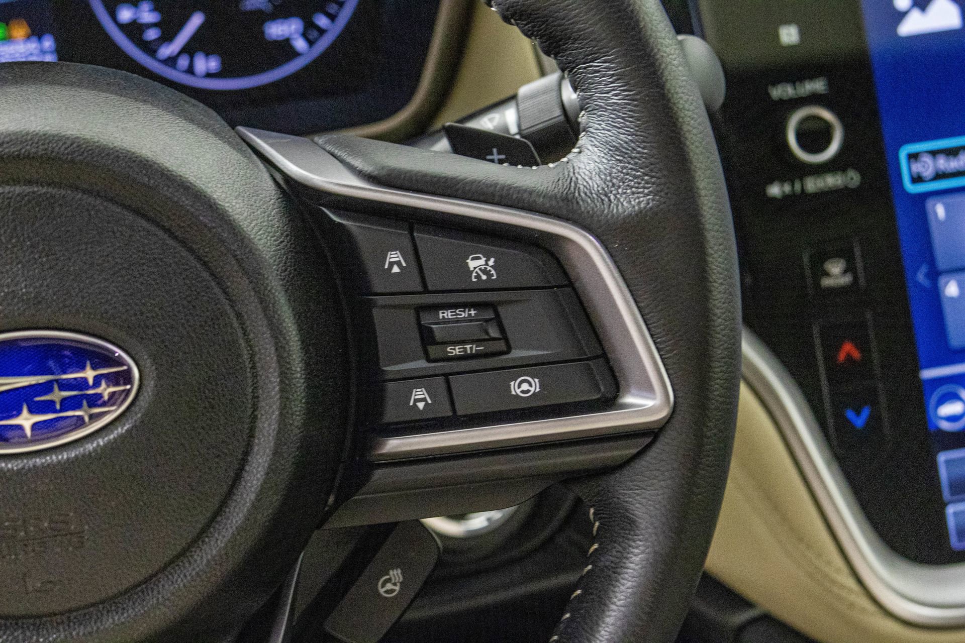 Used 2025 Subaru Outback Limited w/ Popular Package #2 image 29