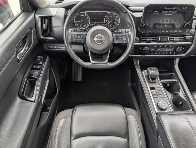 Used 2023 Nissan Pathfinder SL image 11