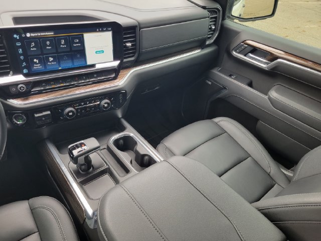 Used 2025 Chevrolet Silverado 1500 RST w/ Redline Edition AWD/4WD image 27