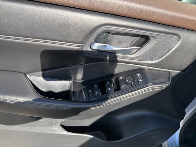 Used 2023 Nissan Rogue SV w/ SV Premium B Package AWD/4WD image 16