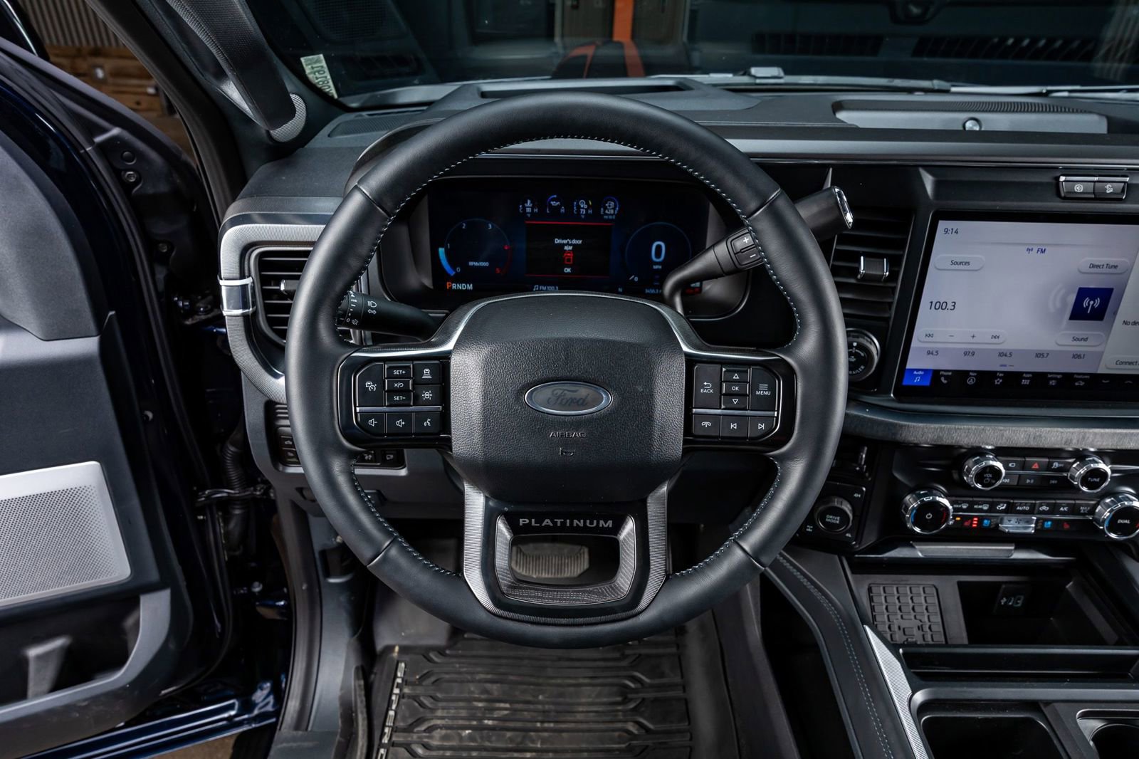 Used 2025 Ford F350 Platinum image 19