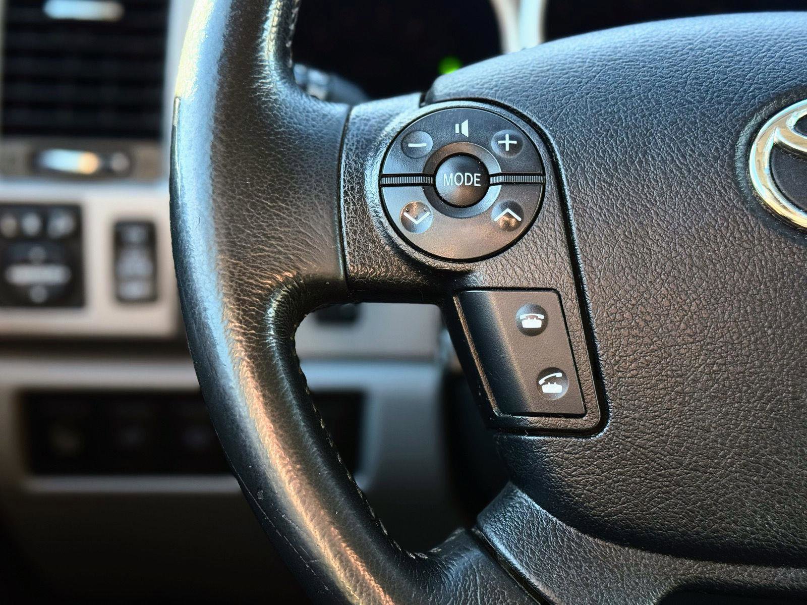 Used 2012 Toyota Sequoia Platinum image 16