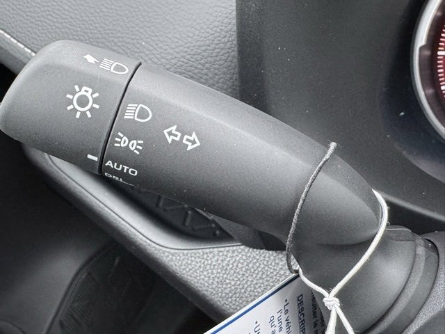 Used 2025 Toyota RAV4 XLE image 27