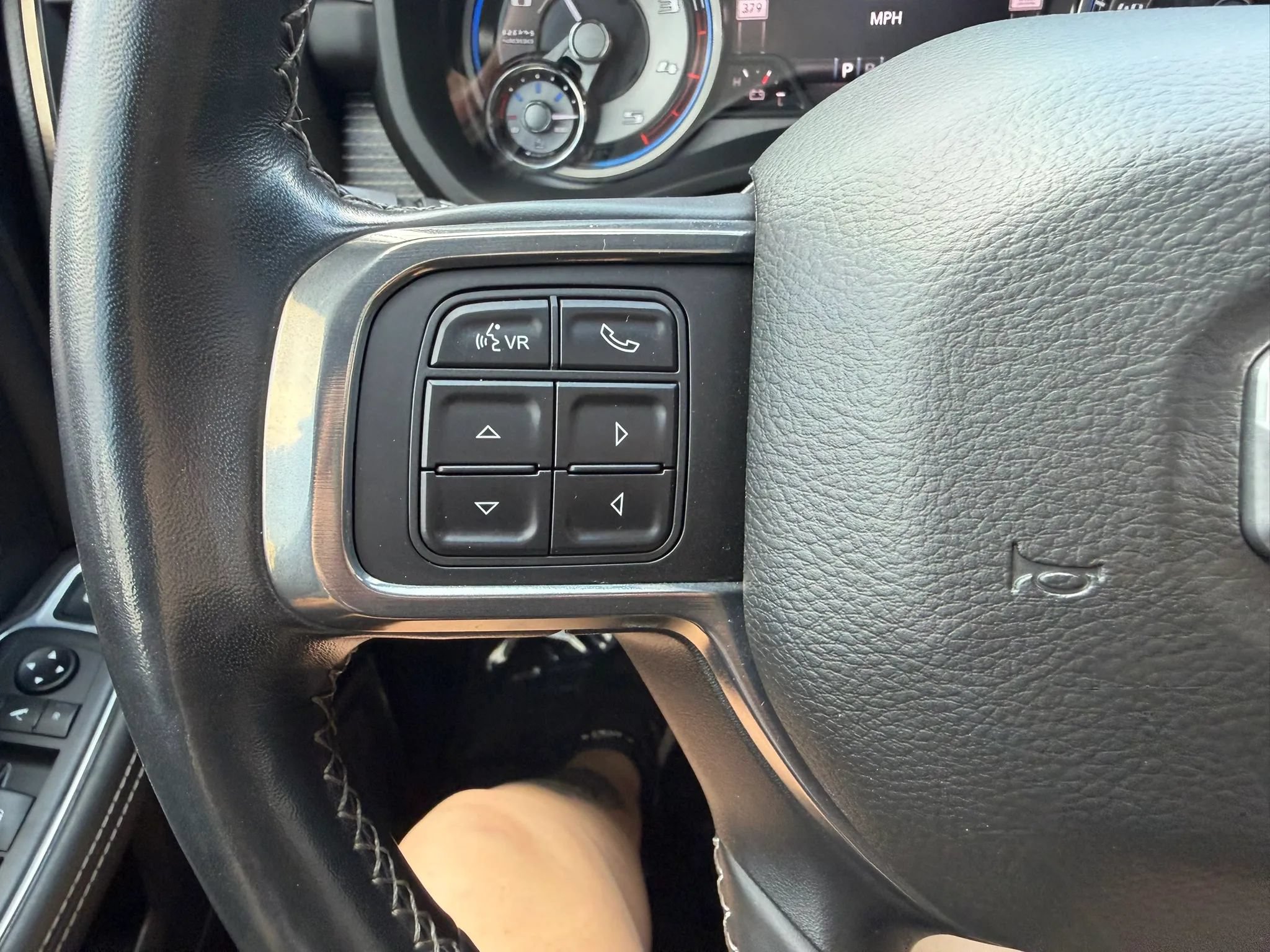 Used 2020 RAM 2500 Limited AWD/4WD image 19