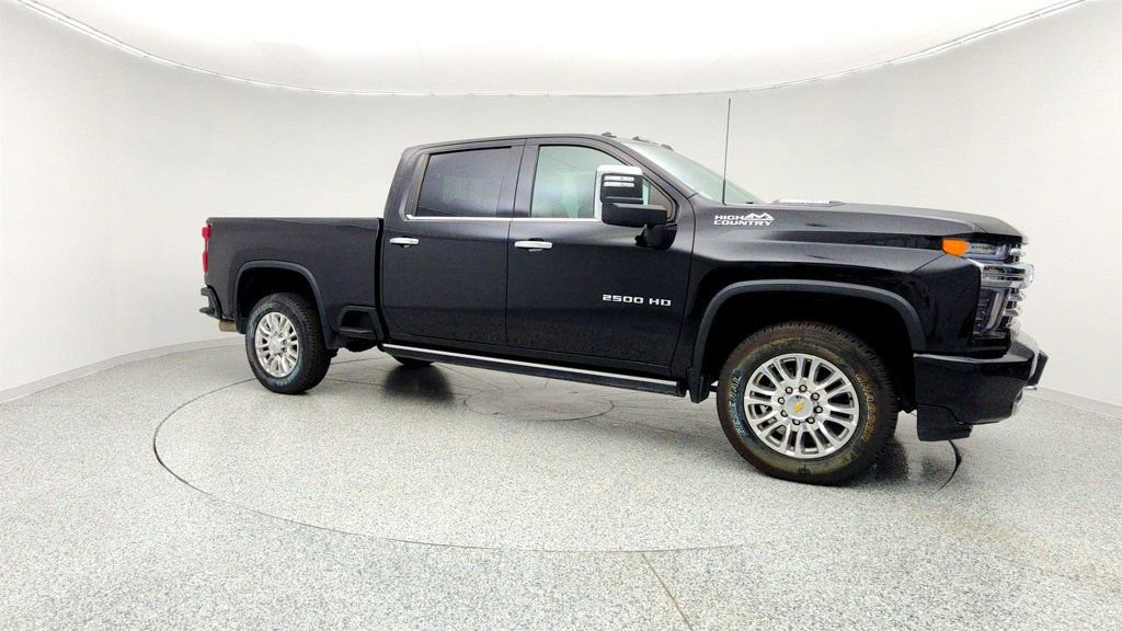 Used 2023 Chevrolet Silverado 2500 High Country image 3