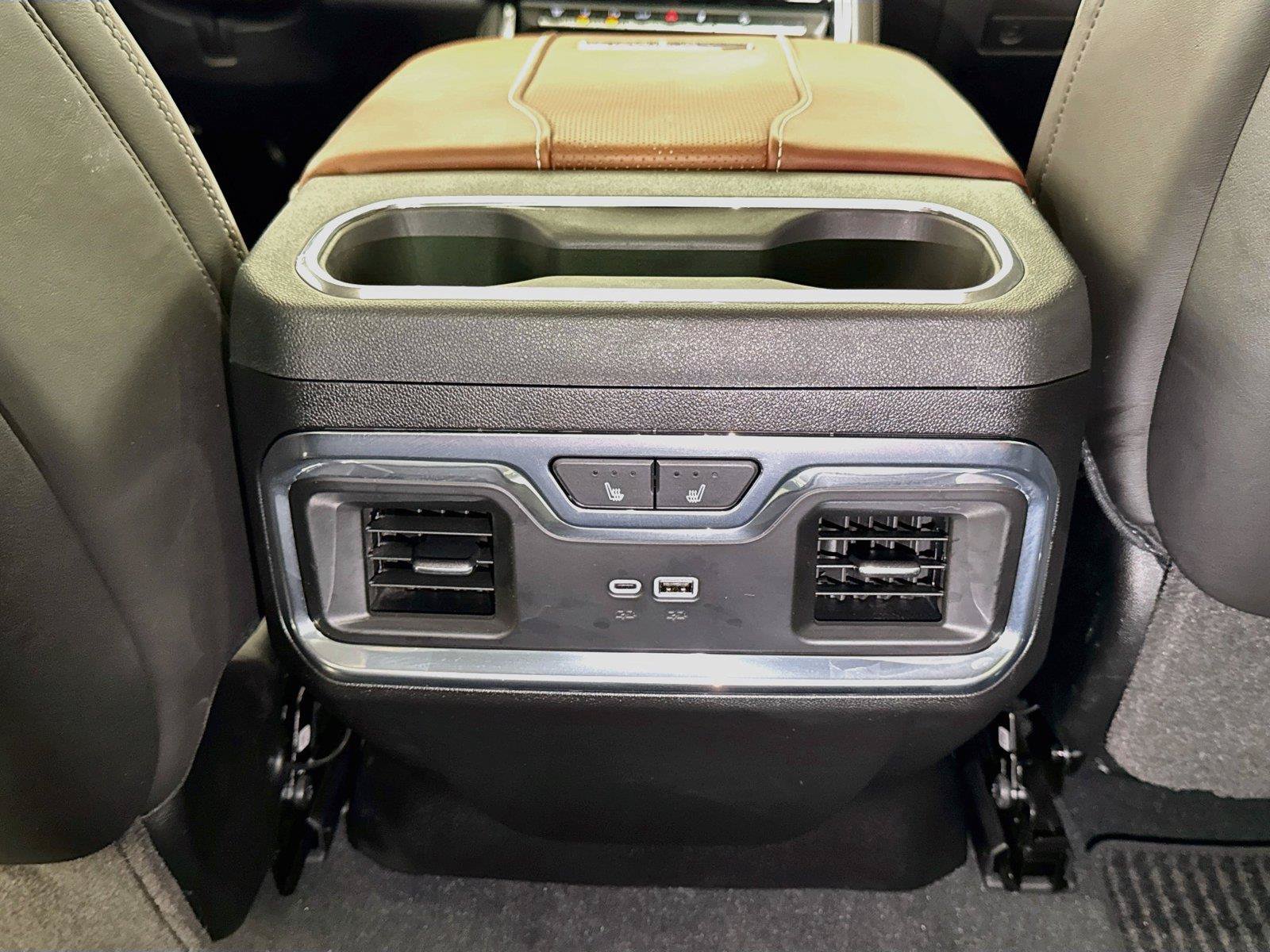 Certified 2026 GMC Sierra 2500 Denali Ultimate AWD/4WD image 25