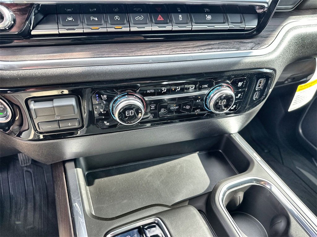 New 2026 GMC Sierra 1500 SLT image 27