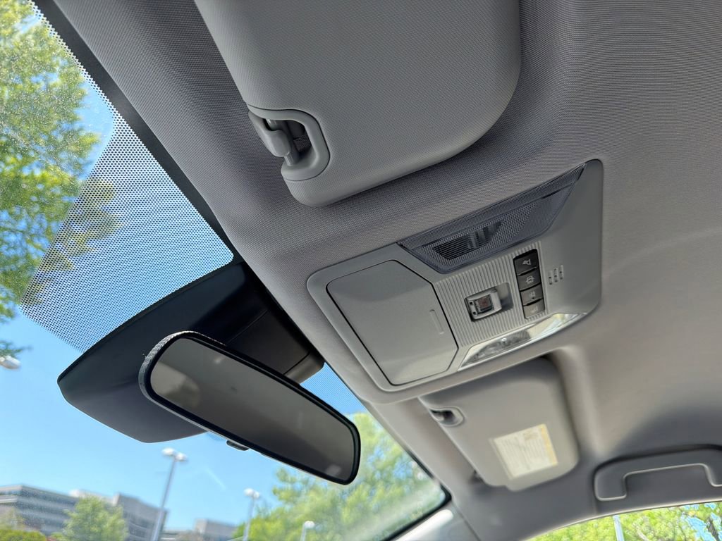 Used 2019 Toyota RAV4 LE w/ All Weather Liner Package AWD/4WD image 29