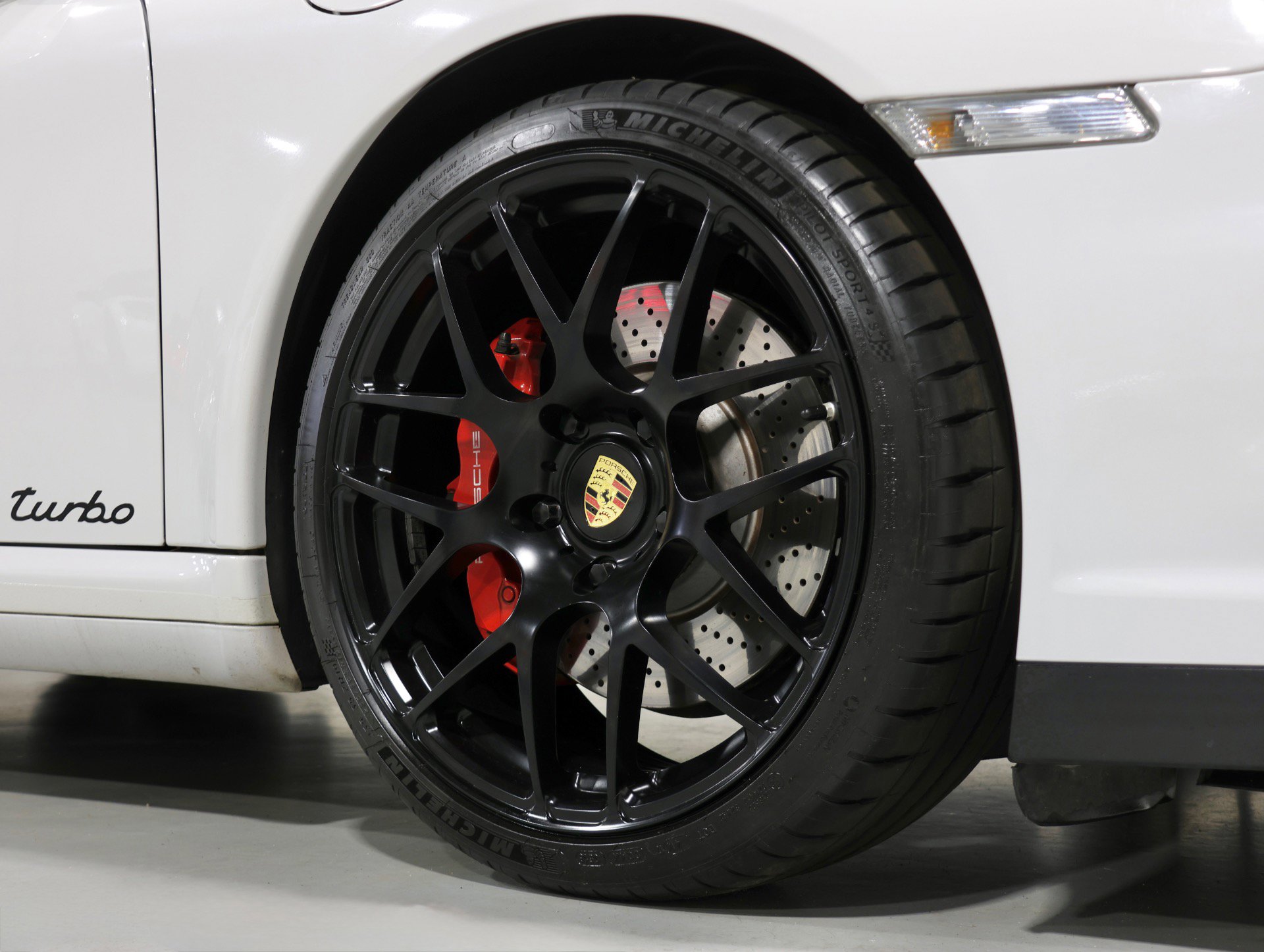 Used 2007 Porsche 911 Turbo image 37