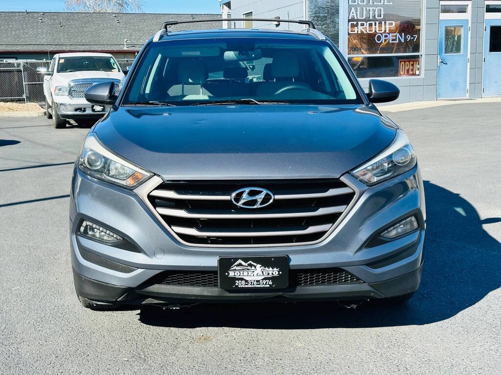 Used 2016 Hyundai Tucson SE w/ Option Group 02 image 3