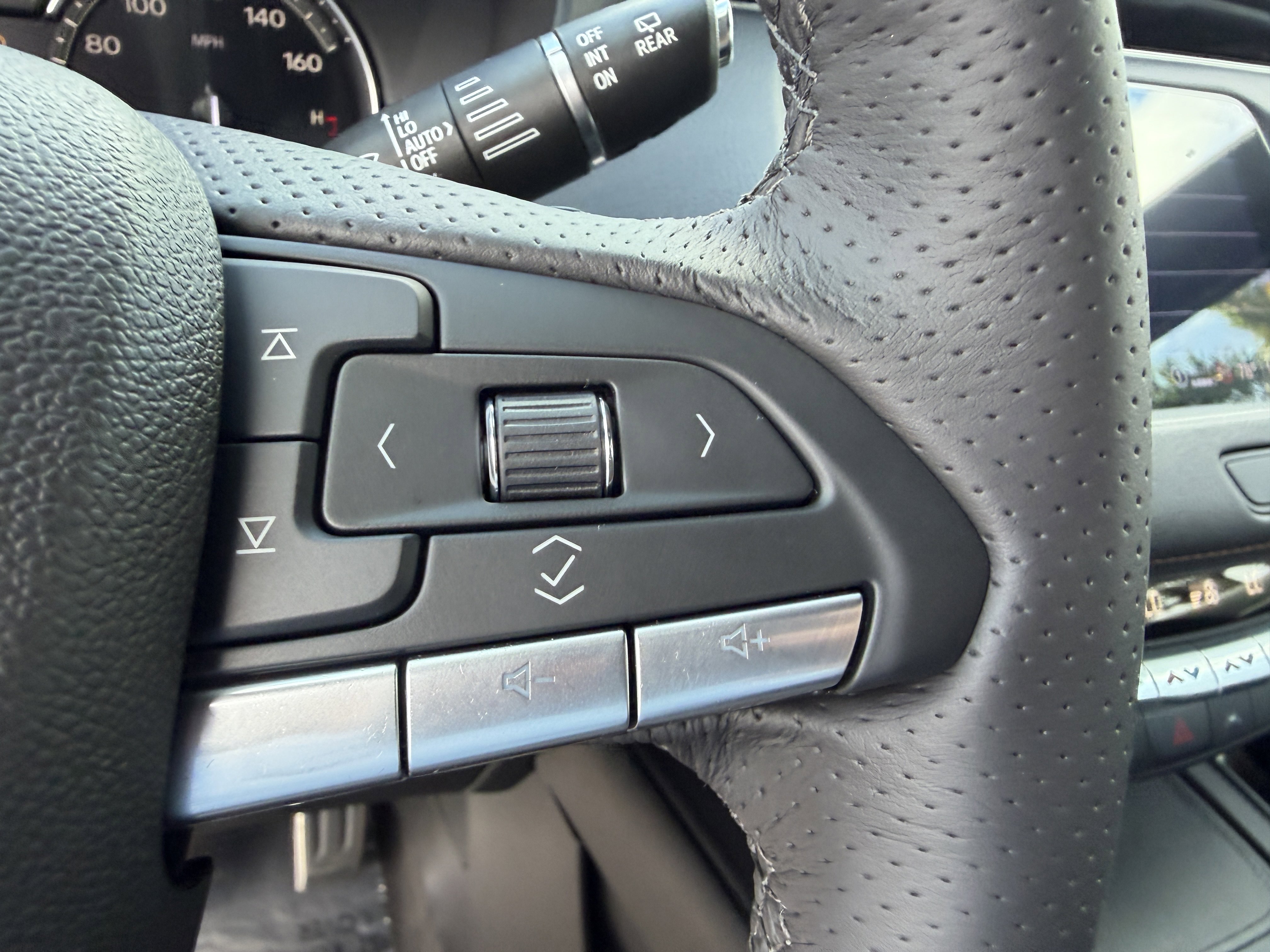 Used 2022 Cadillac XT4 Sport image 29