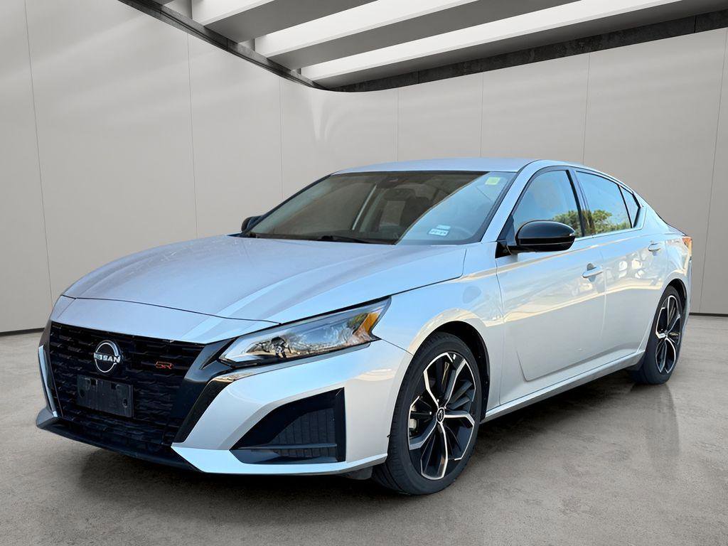 Used 2023 Nissan Altima 2.5 SR