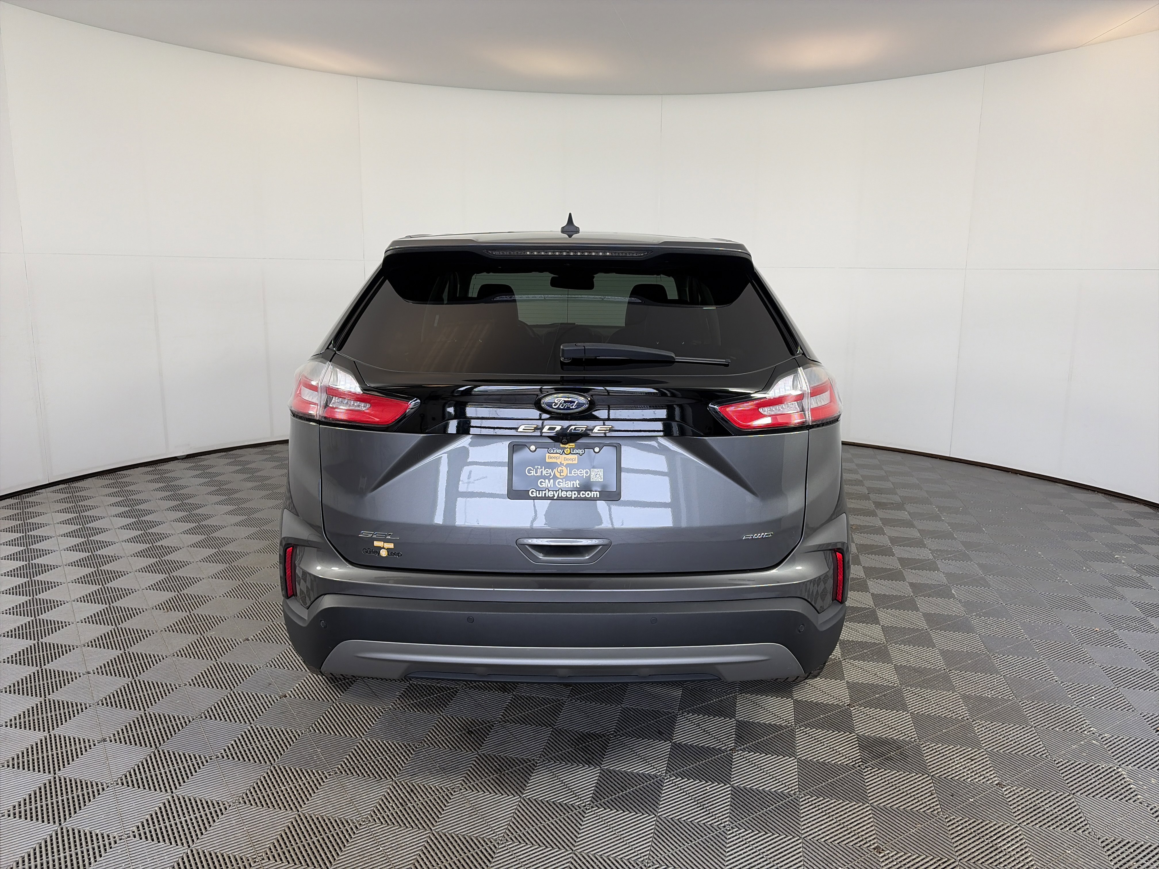 Used 2022 Ford Edge SEL w/ Convenience Package image 9