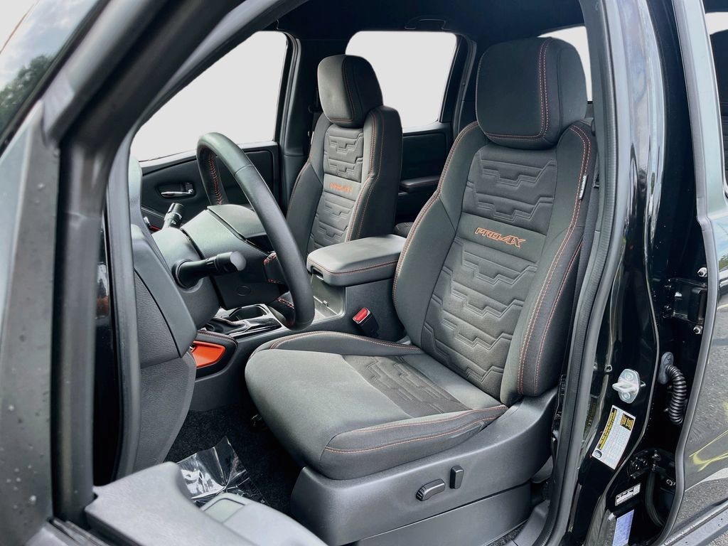 Used 2023 Nissan Frontier PRO-4X w/ Pro Convenience Package AWD/4WD image 21