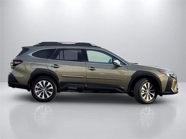 Used 2025 Subaru Outback Touring XT w/ Tech Package 2 image 3