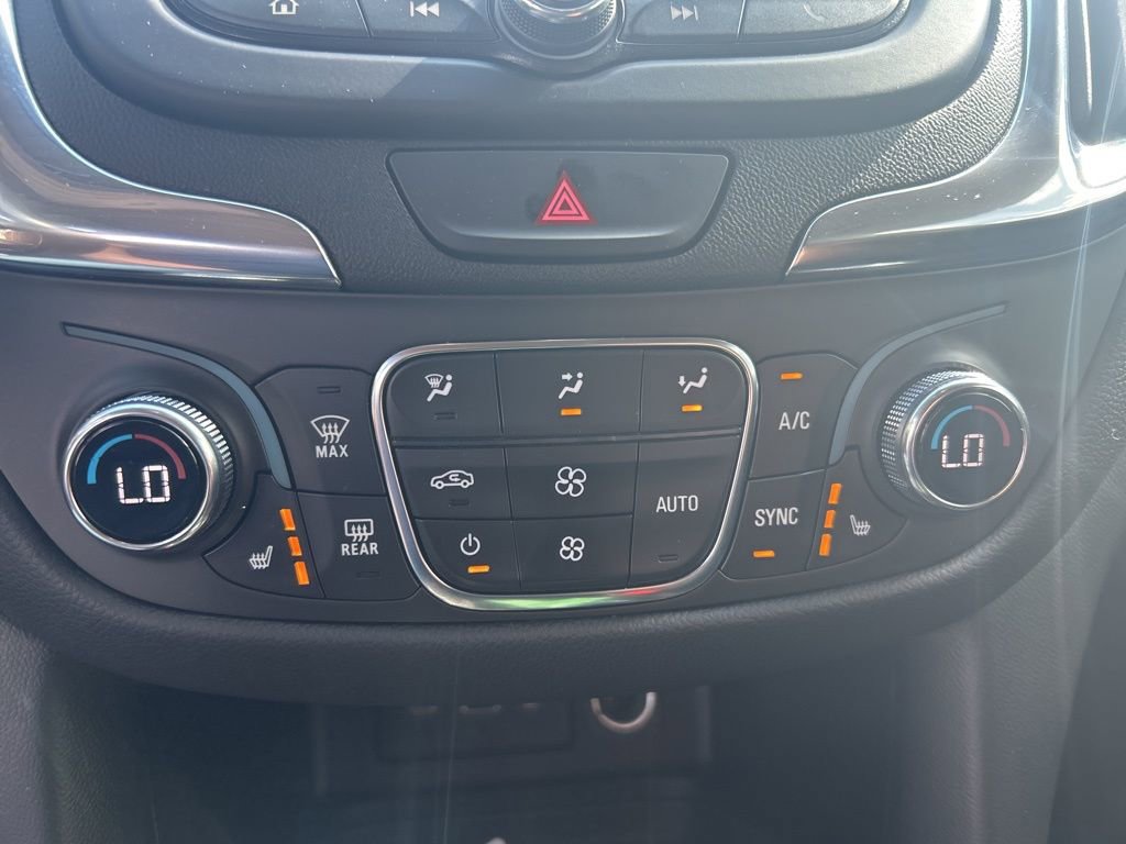 Used 2021 Chevrolet Equinox LT image 14