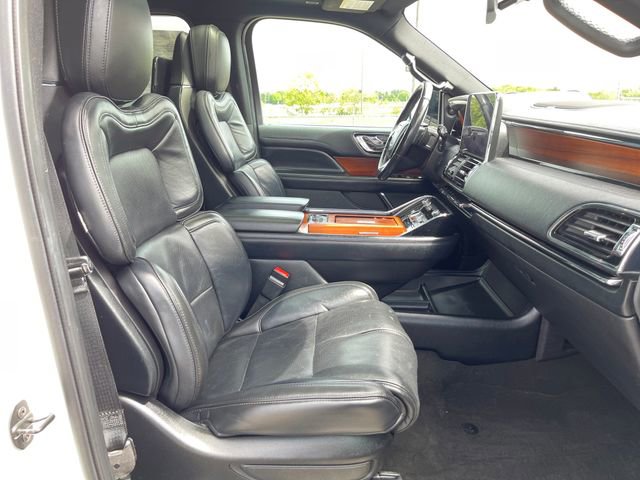 Used 2019 Lincoln Navigator L Reserve AWD/4WD image 46