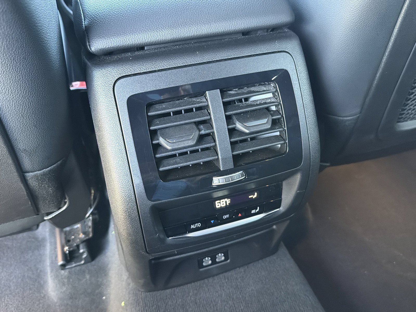 Certified 2025 BMW X4 xDrive30i AWD/4WD image 18