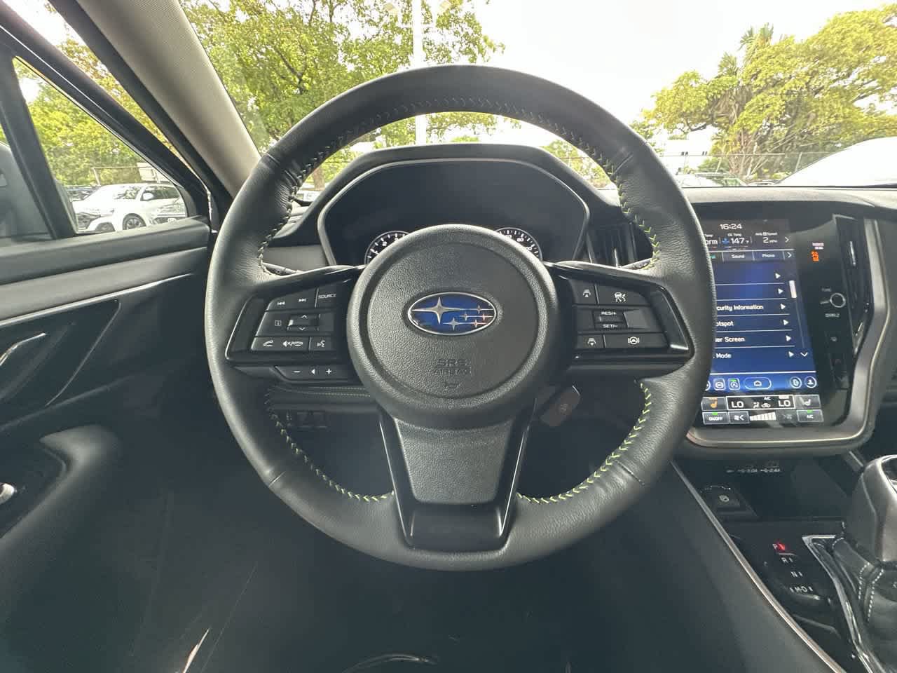 Used 2025 Subaru Outback Onyx Edition AWD/4WD image 15