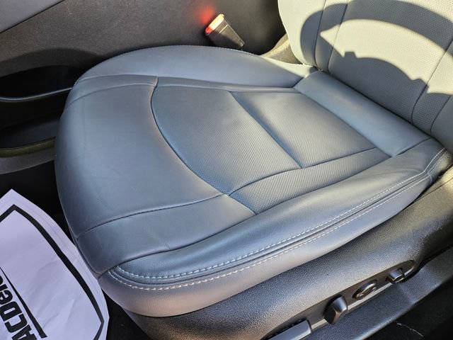 Used 2024 Buick Enclave Premium image 8
