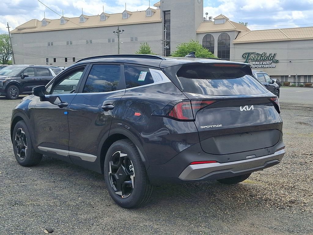 New 2026 Kia Sportage EX FWD image 3