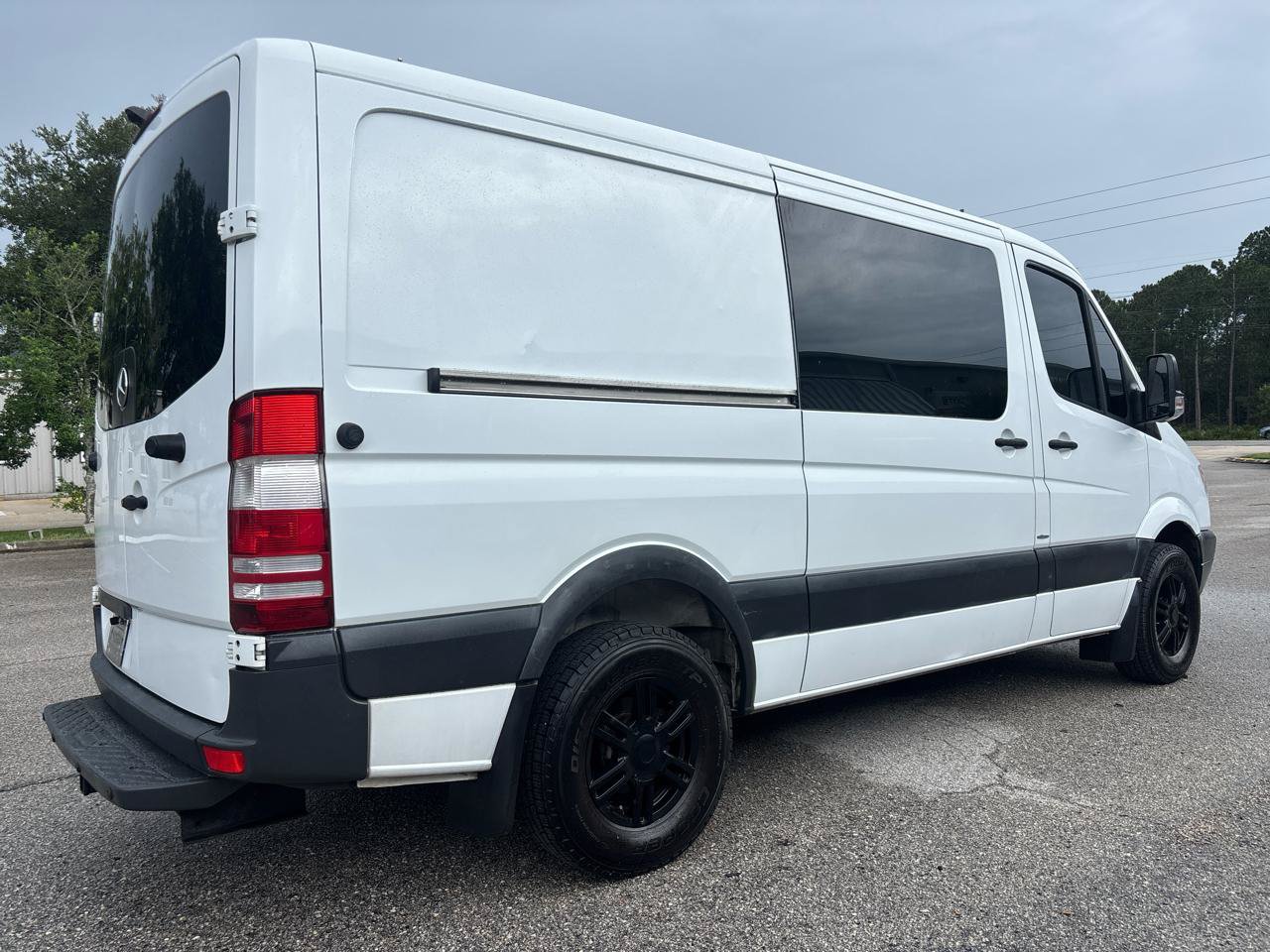 Used 2013 Mercedes-Benz Sprinter 2500 image 6