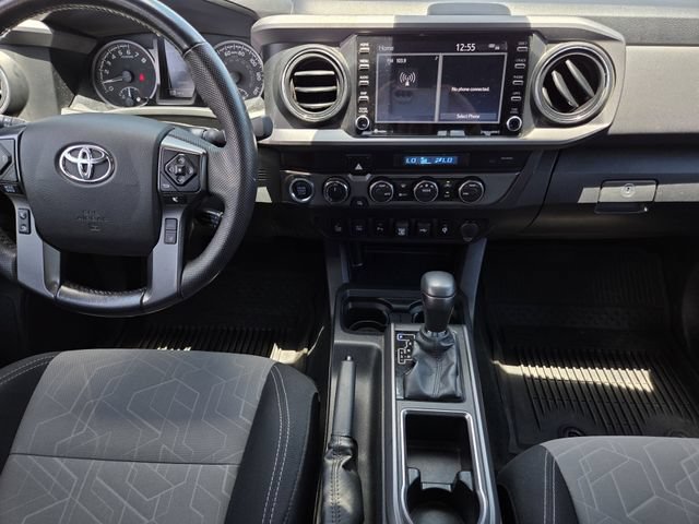 Used 2022 Toyota Tacoma TRD Off-Road w/ Technology Package AWD/4WD image 9