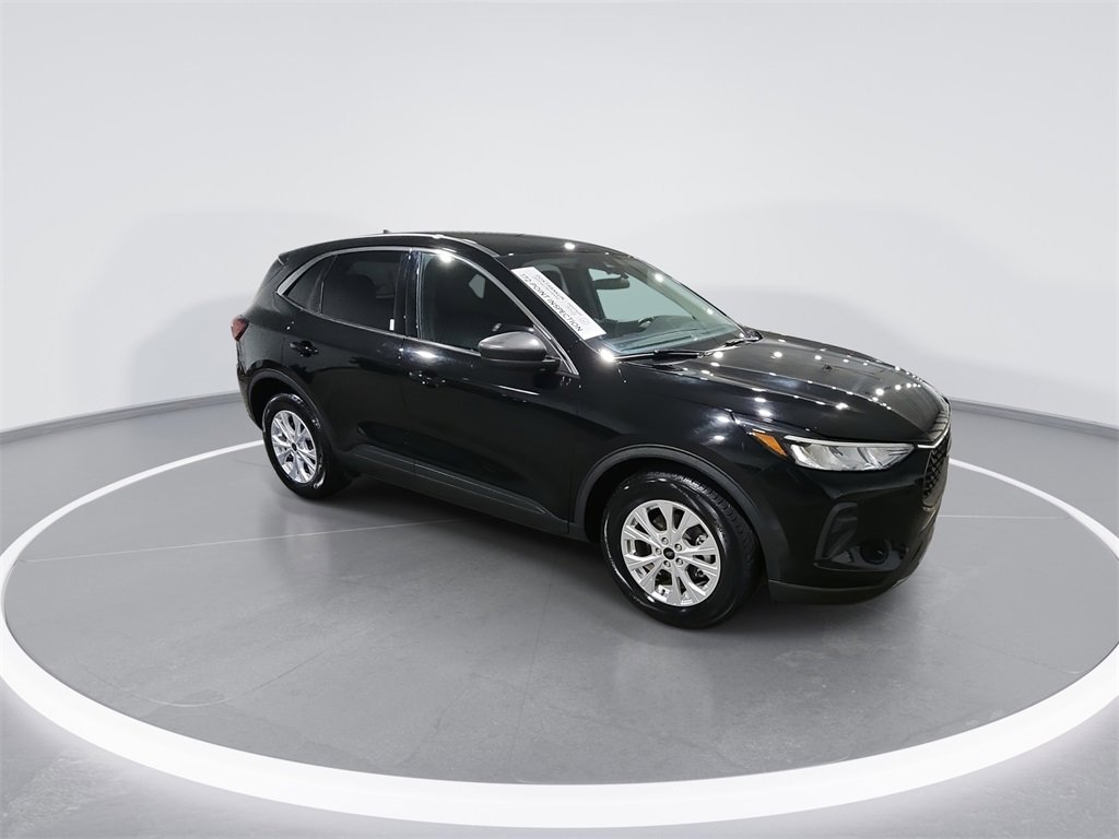 Used 2024 Ford Escape Active image 2