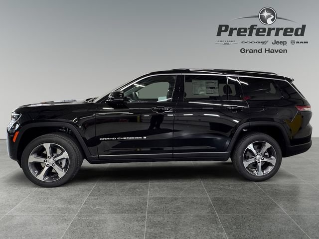 New 2026 Jeep Grand Cherokee L Limited w/ Trailer Tow Package AWD/4WD image 11