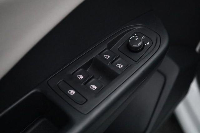 New 2026 Volkswagen Taos S image 9