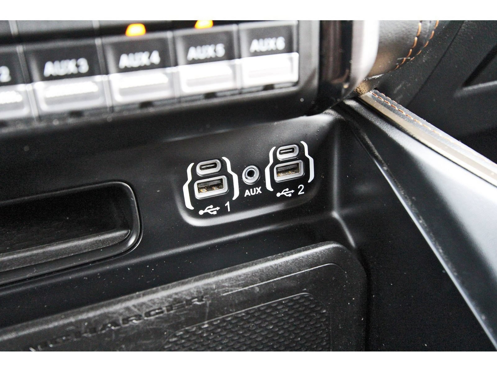 Used 2024 RAM 3500 Limited w/ Towing Technology Group AWD/4WD image 29