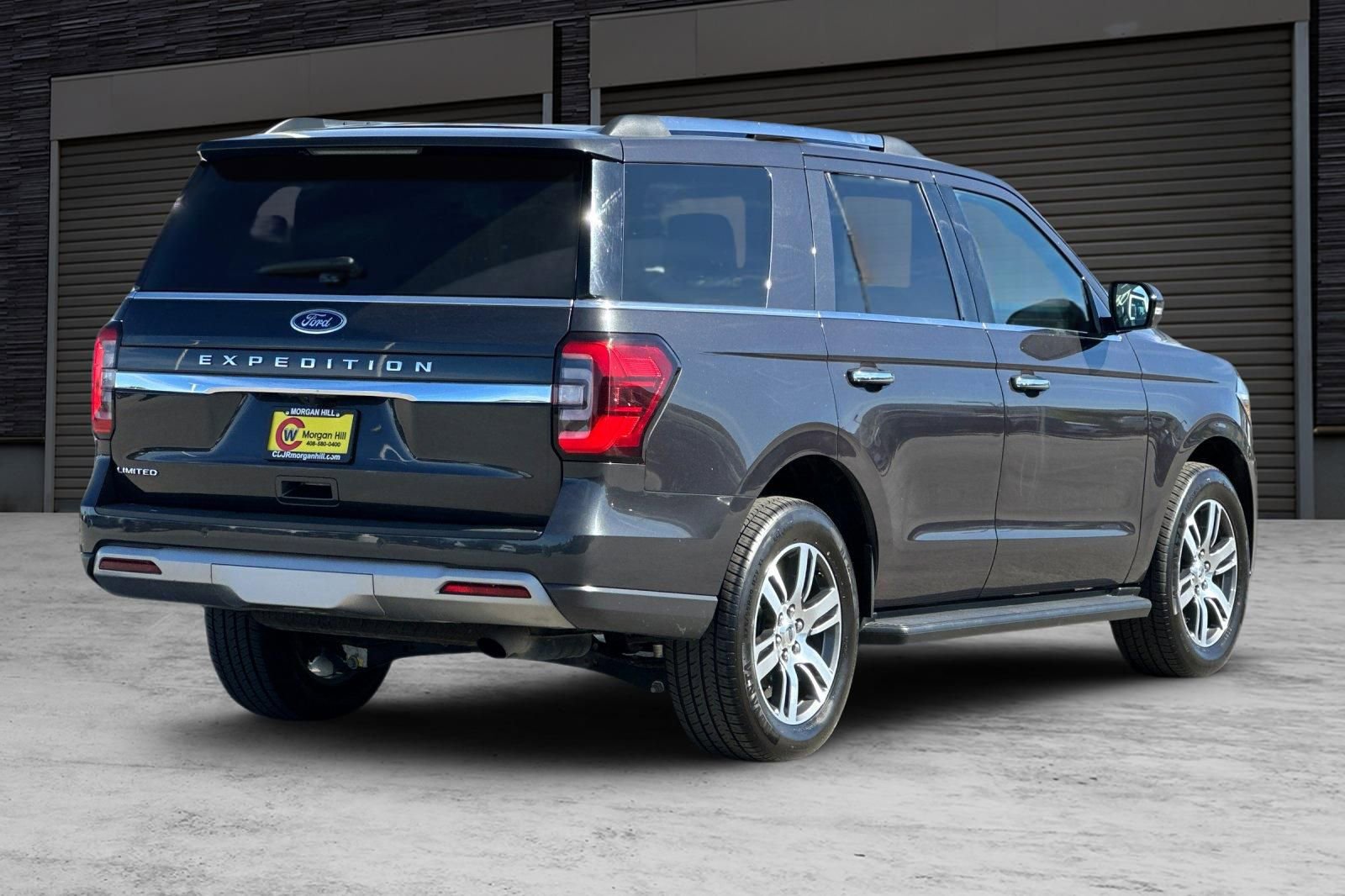 Used 2024 Ford Expedition Limited image 4
