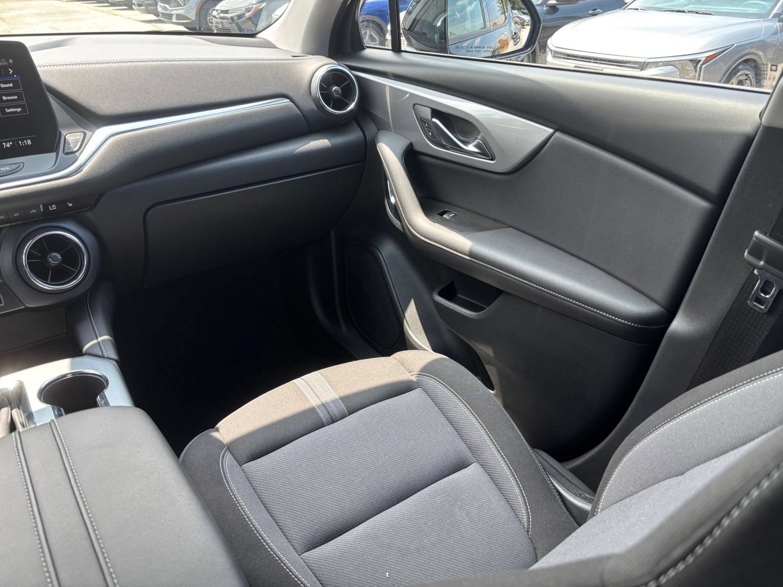 Used 2025 Chevrolet Blazer LT FWD image 30