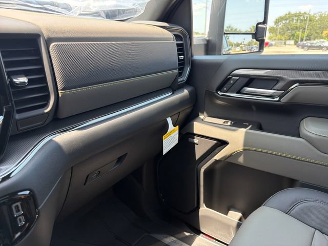 New 2026 Chevrolet Silverado 2500 ZR2 w/ LPO, Dark Essentials Package AWD/4WD image 32