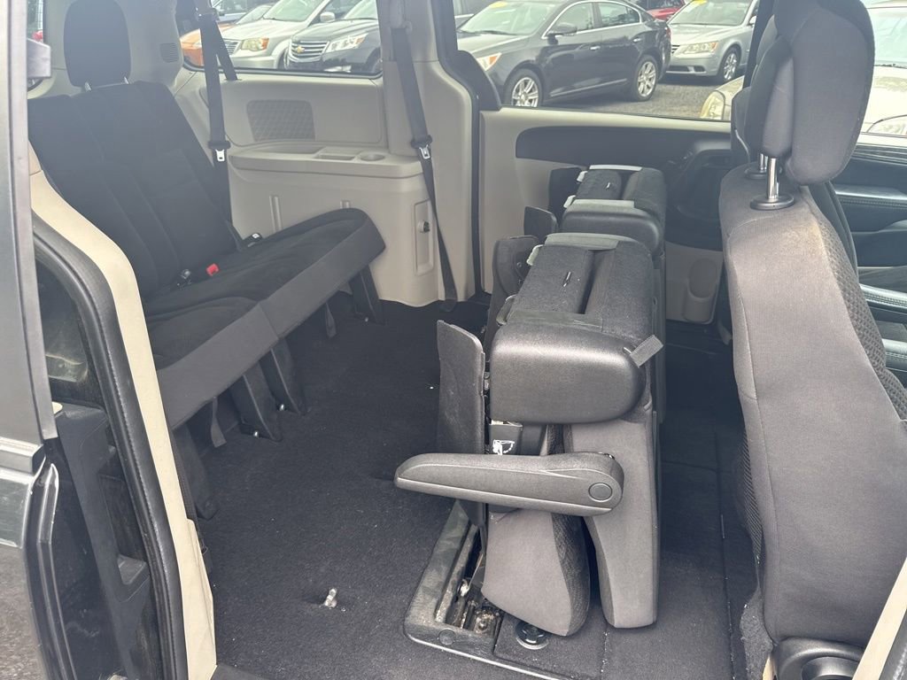 Used 2019 Dodge Grand Caravan SE image 47