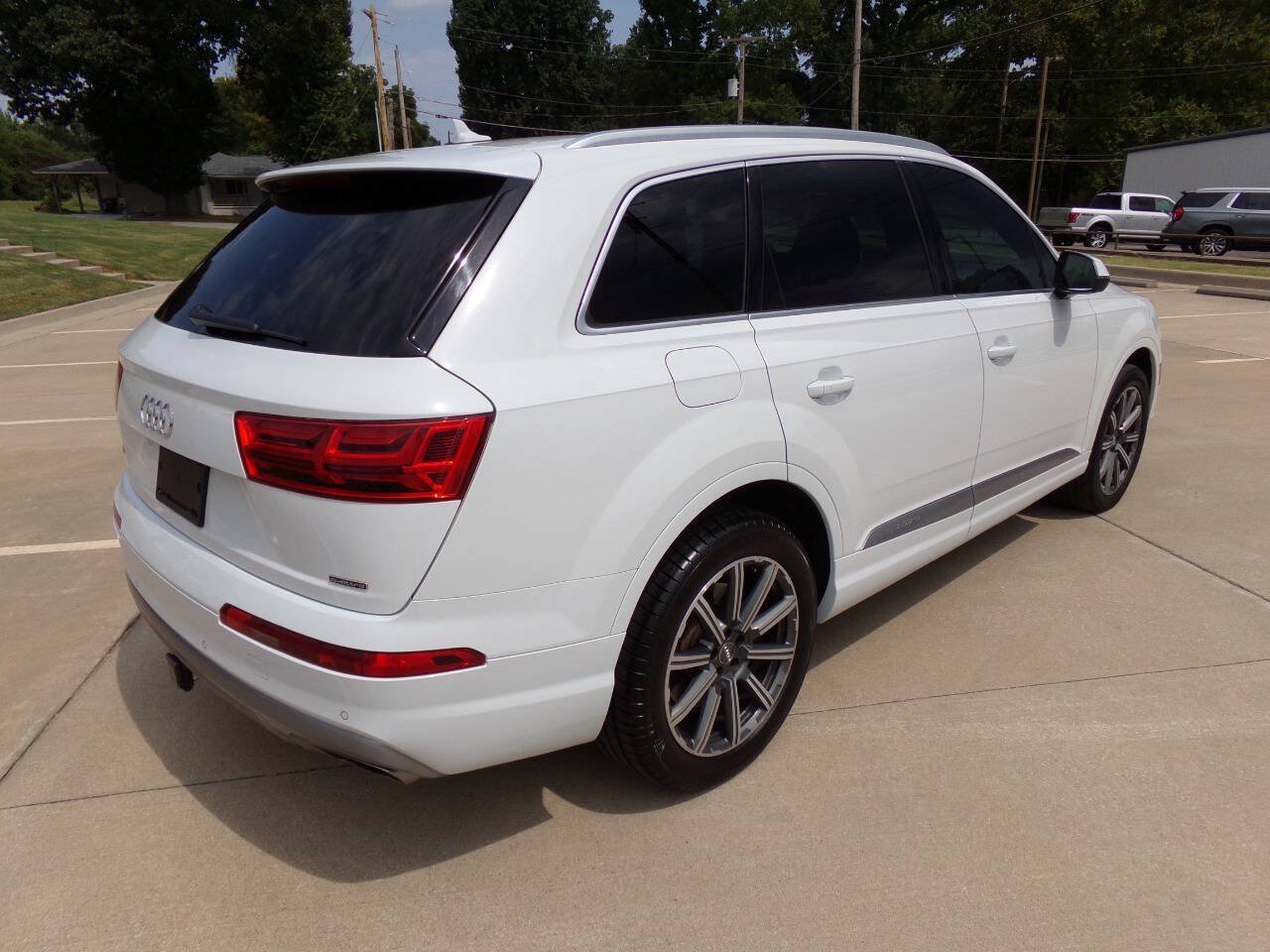 Used 2019 Audi Q7 2.0T Premium Plus w/ Premium Plus Package AWD/4WD image 37