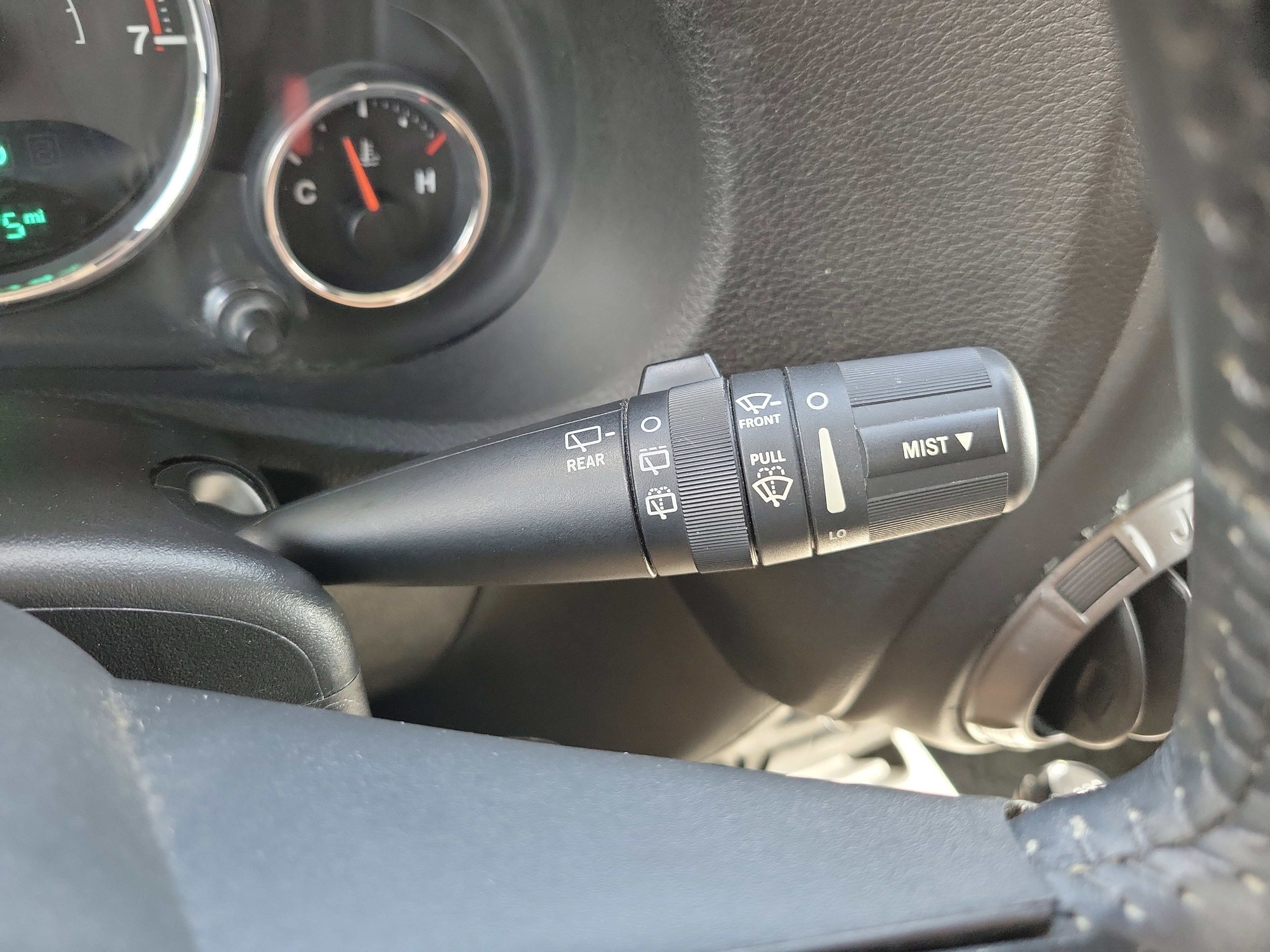 Used 2018 Jeep Wrangler Unlimited Sport S image 27