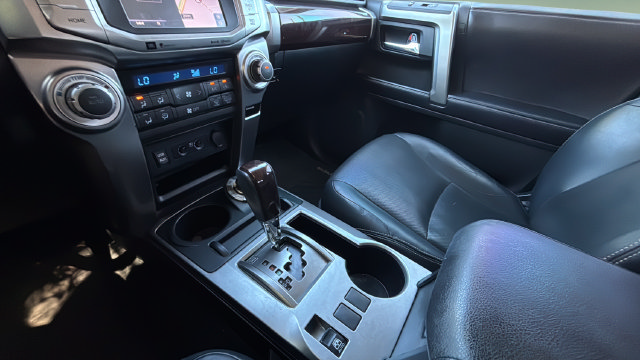 Used 2016 Toyota 4Runner Limited AWD/4WD image 14