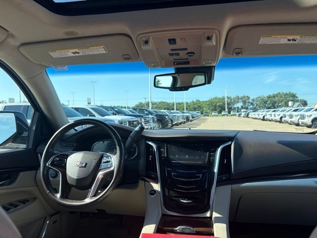 Used 2016 Cadillac Escalade ESV Premium AWD/4WD image 44