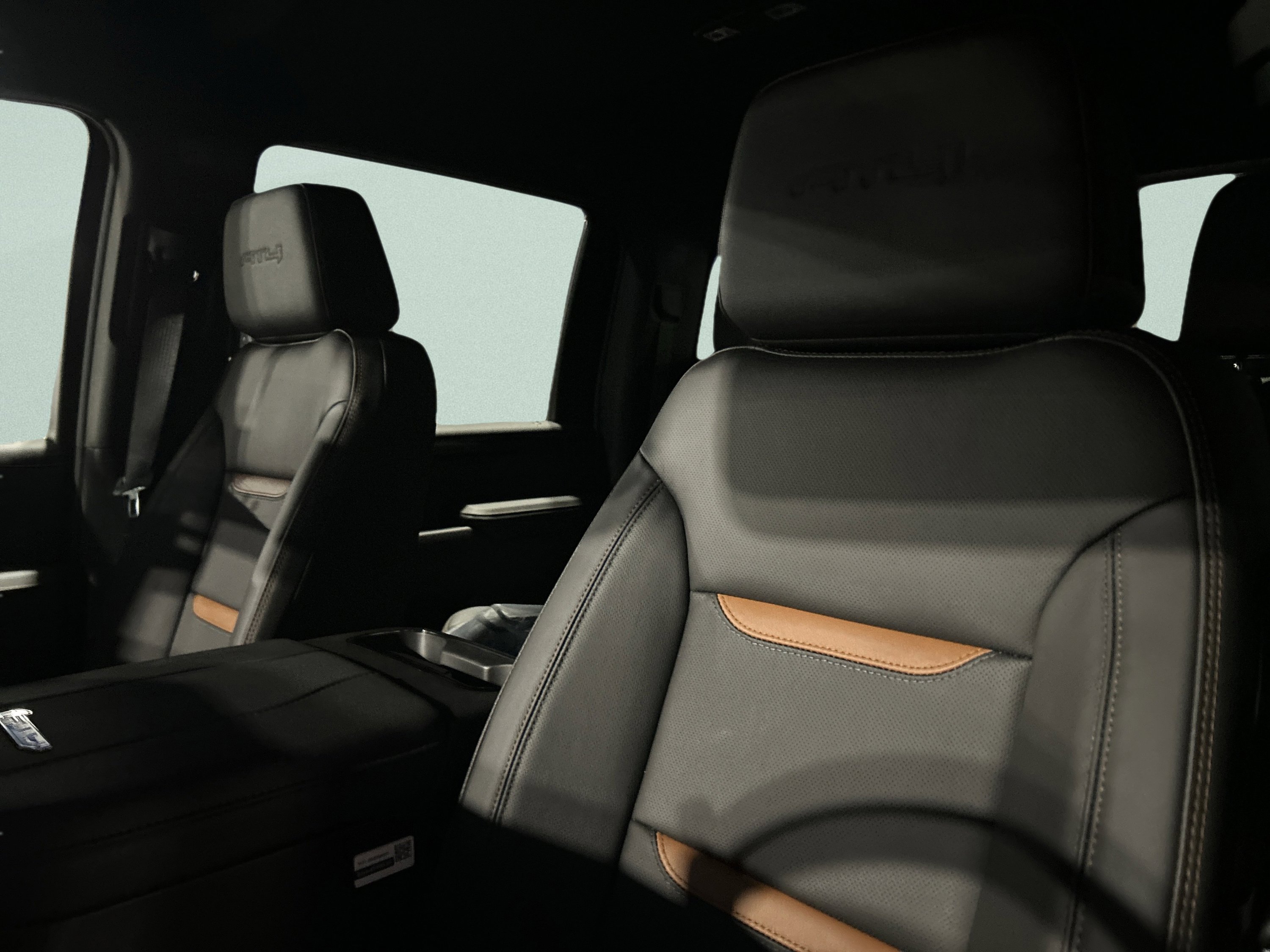 New 2026 GMC Sierra 2500 AT4 w/ Technology Package image 18